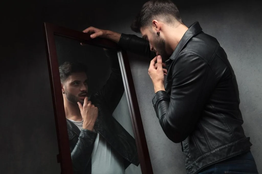 7 caracteristicas de um narcisista