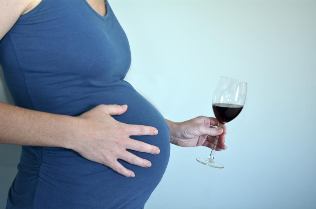 Características da Síndrome Alcoólica Fetal